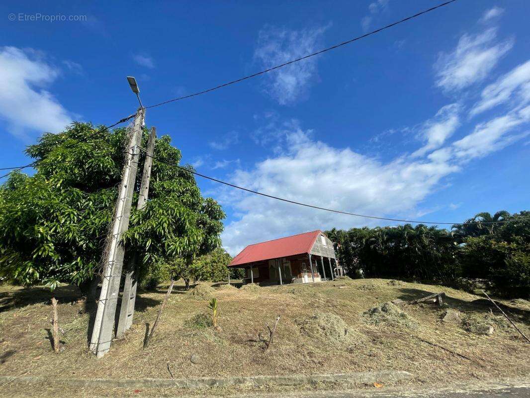 Terrain à LE VAUCLIN