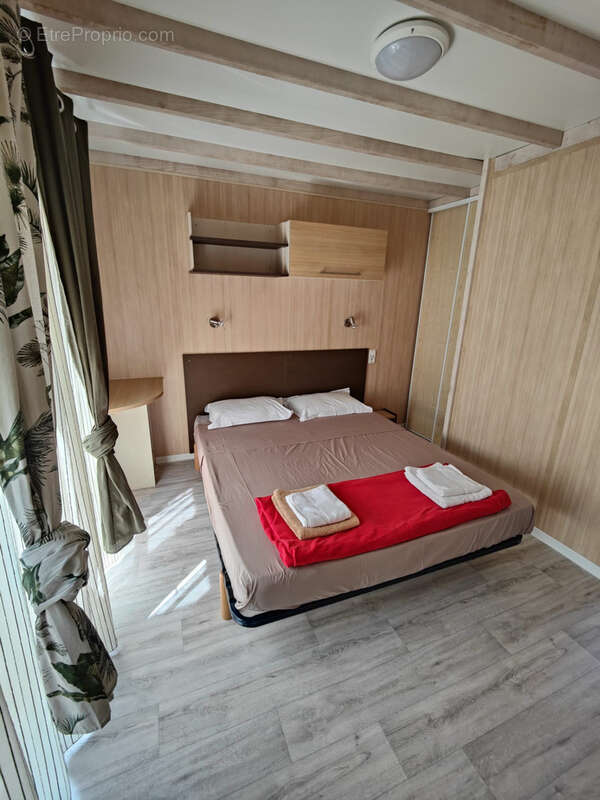 Maison à LA CHAPELLE-HERMIER