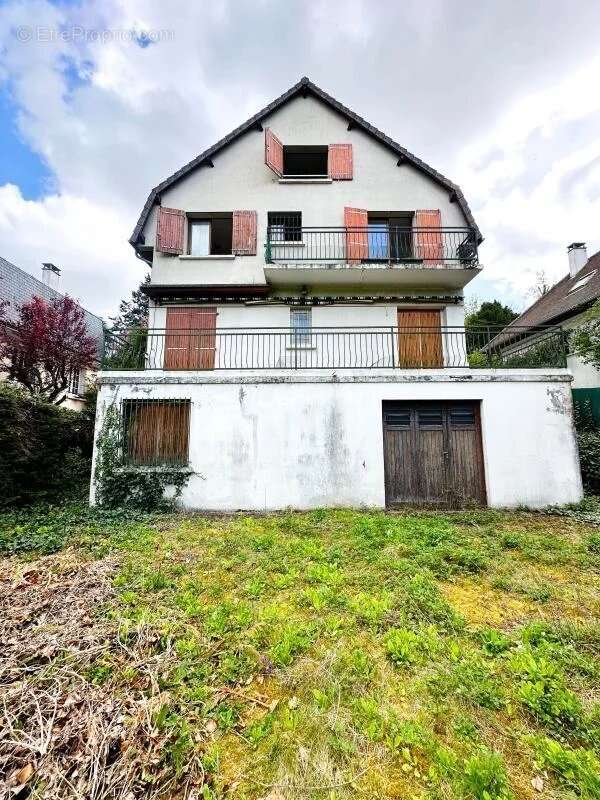 Maison à LE PECQ