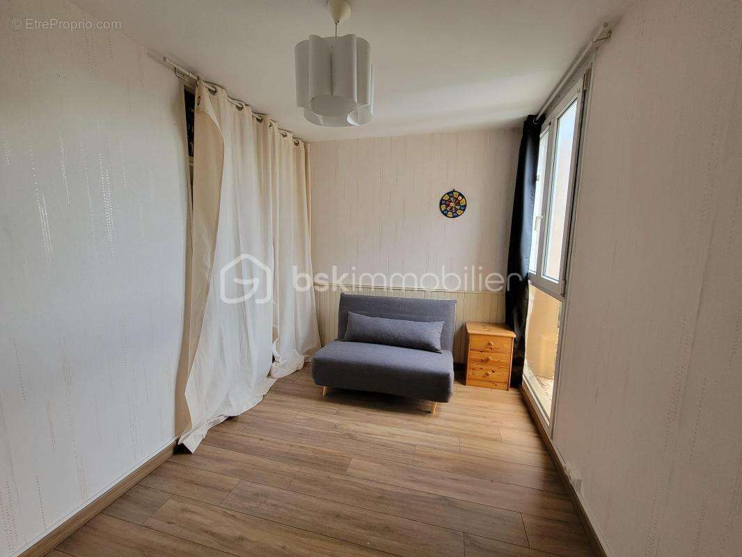 Appartement à THIAIS