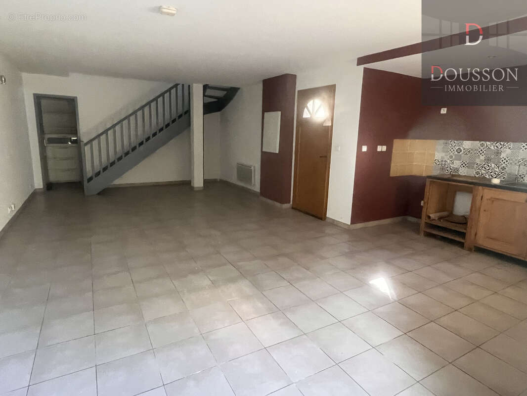 Appartement à UZES
