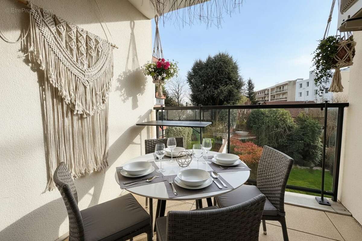 Appartement à LE PERREUX-SUR-MARNE