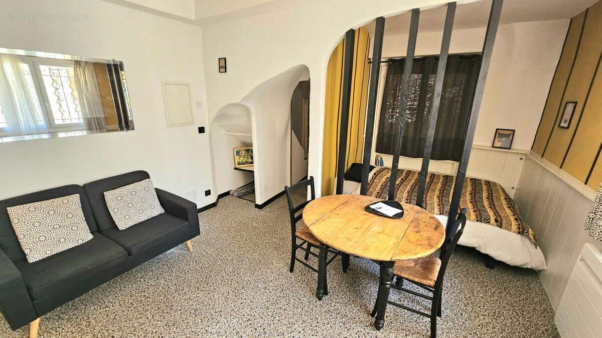 Studio avec caves au coeur du village de Claviers ? Idéal investissement ou pied-à-terre - photo 4
