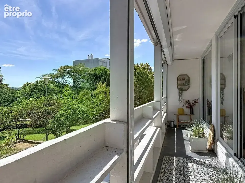 Appartement à LYON-9E