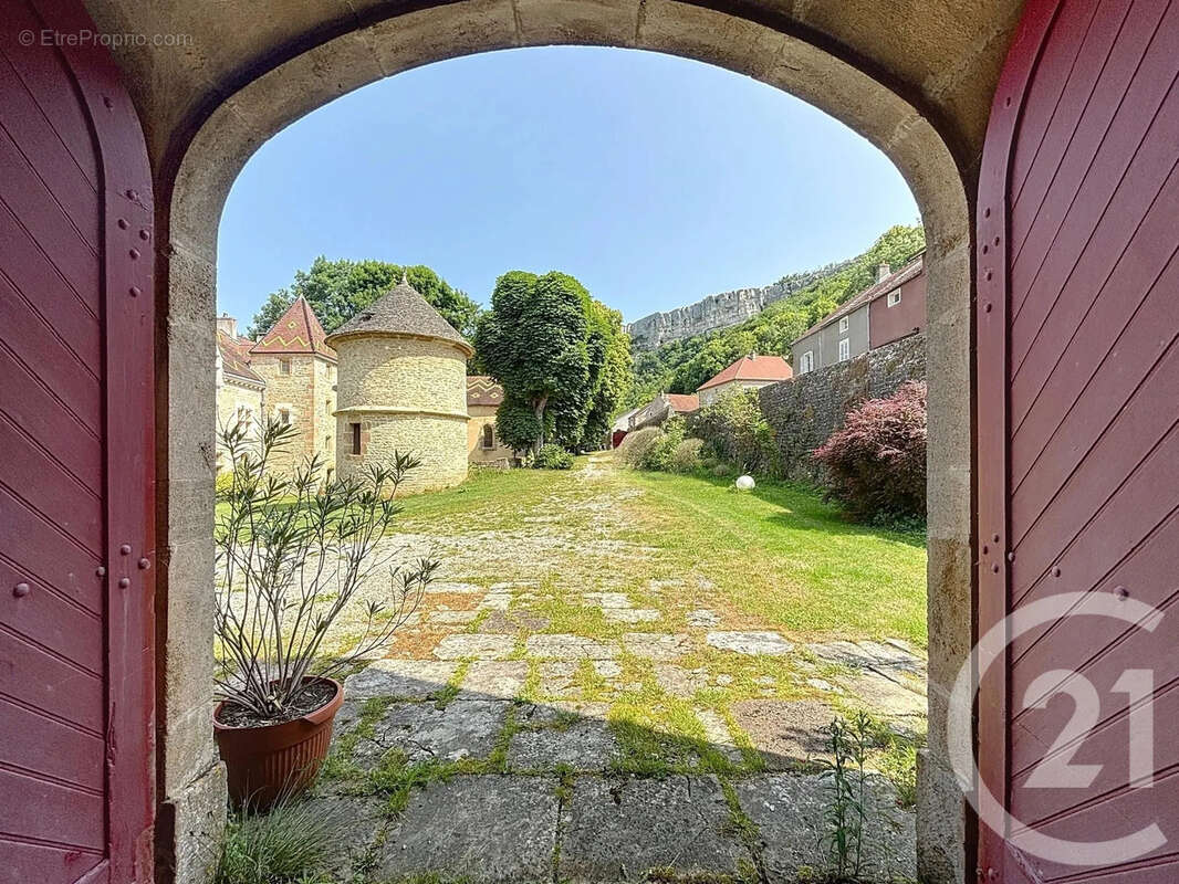 Maison à BAULME-LA-ROCHE