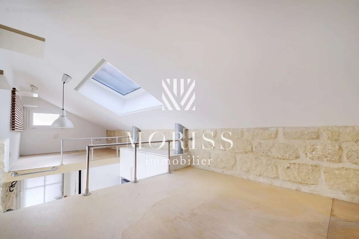 Appartement à PARIS-11E