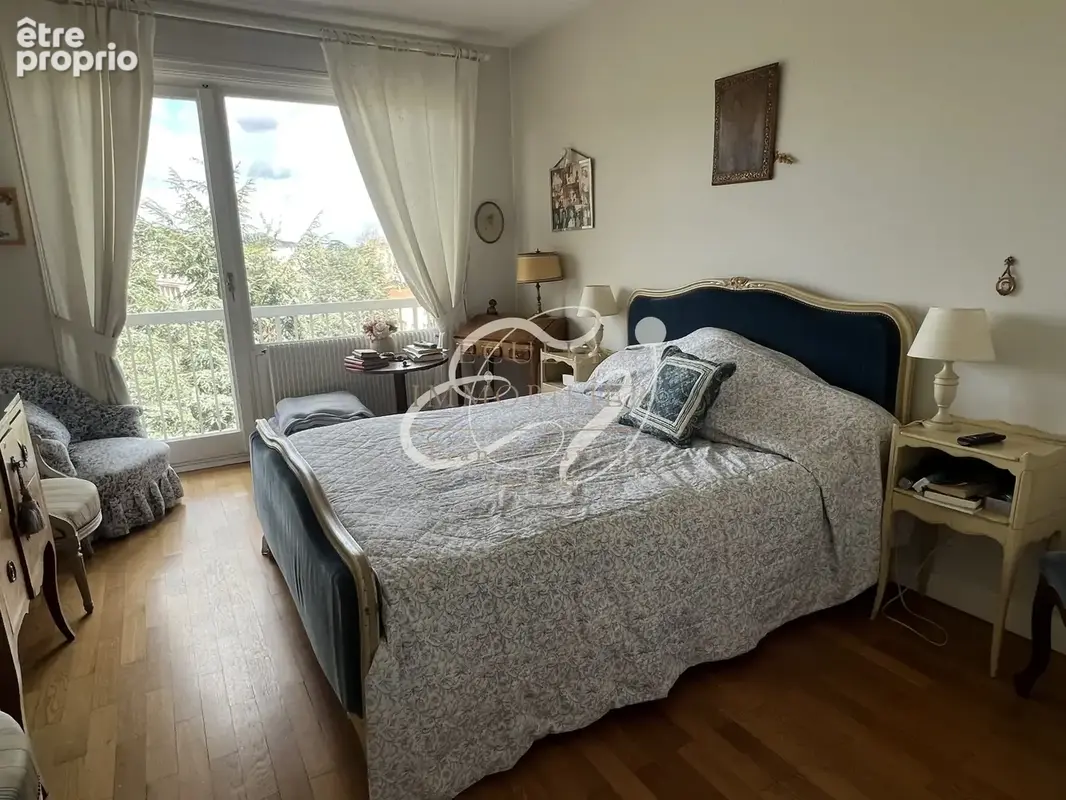 Vente ecully 69130 appartement trois pieces pitance etage eleve garage - photo 5