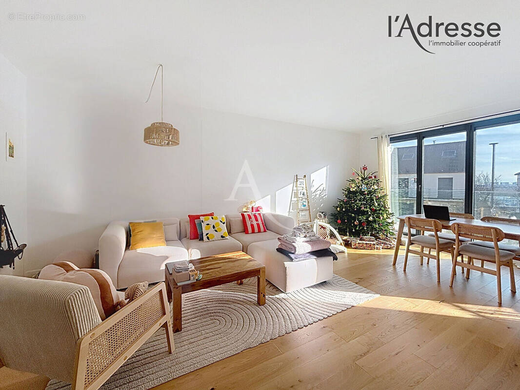 Appartement à SURESNES