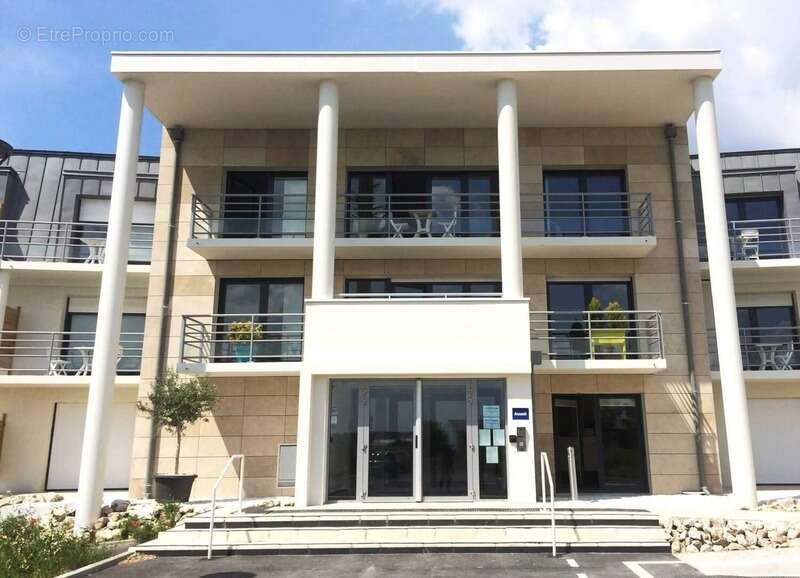 Appartement à LA VILLE-AUX-DAMES