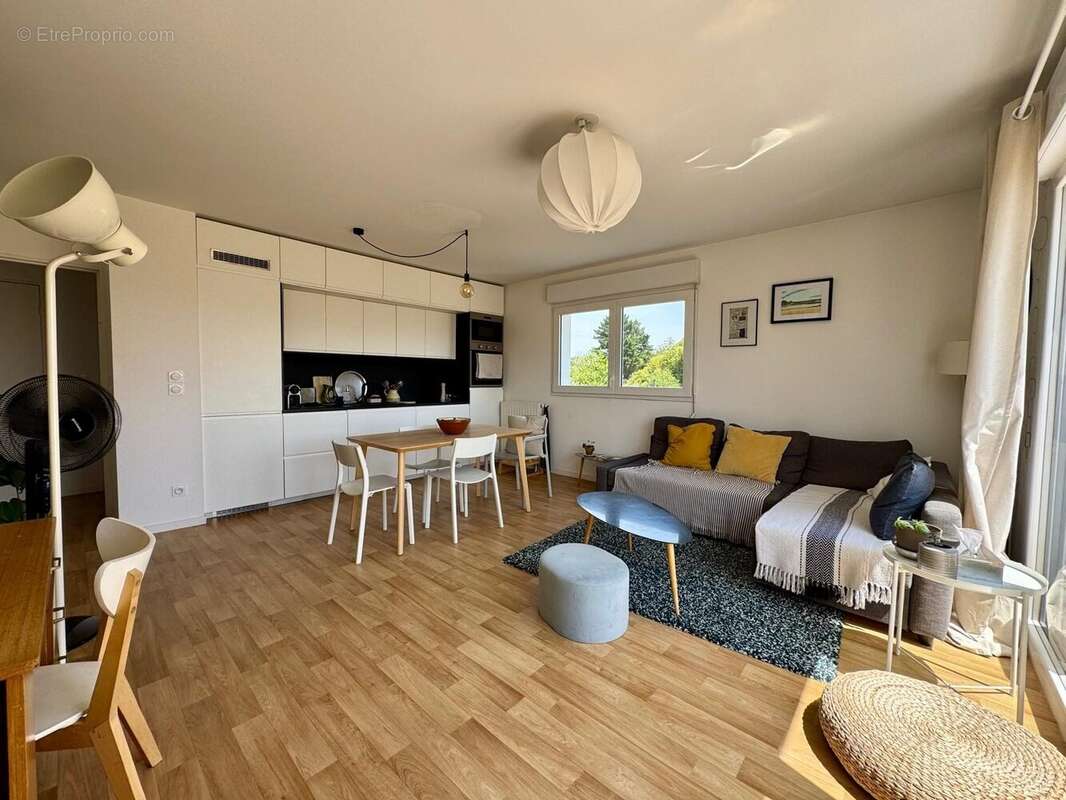 Appartement 77 m² à Bruz  - photo 4