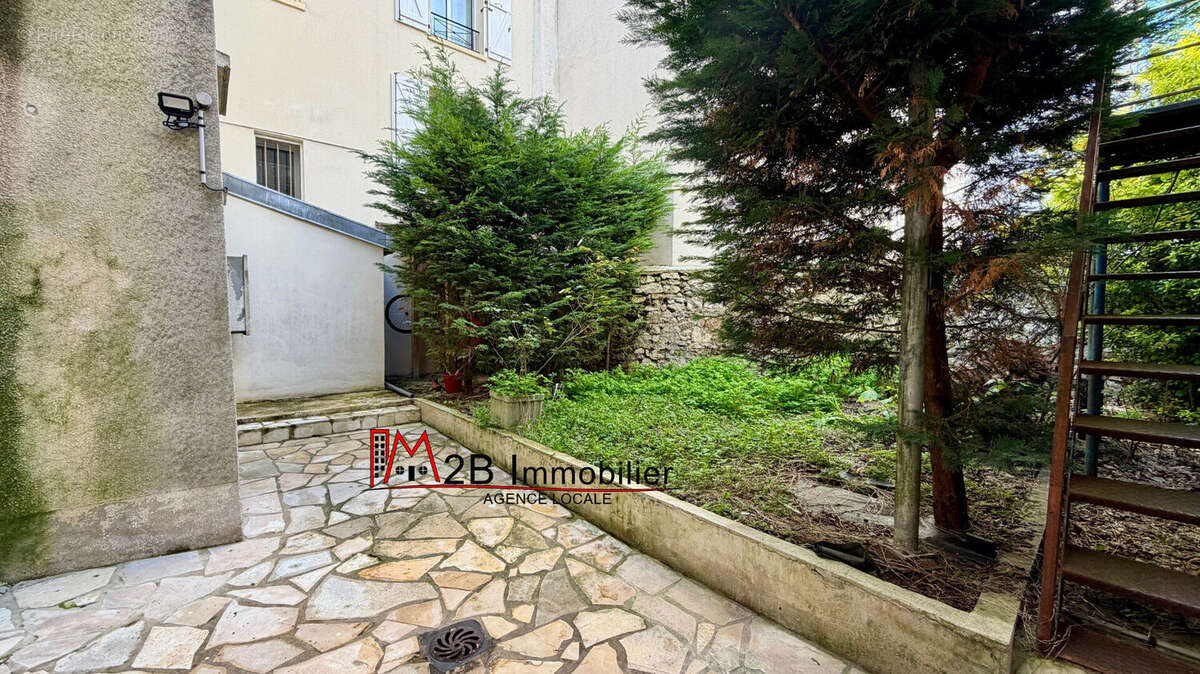 Appartement à THORIGNY-SUR-MARNE