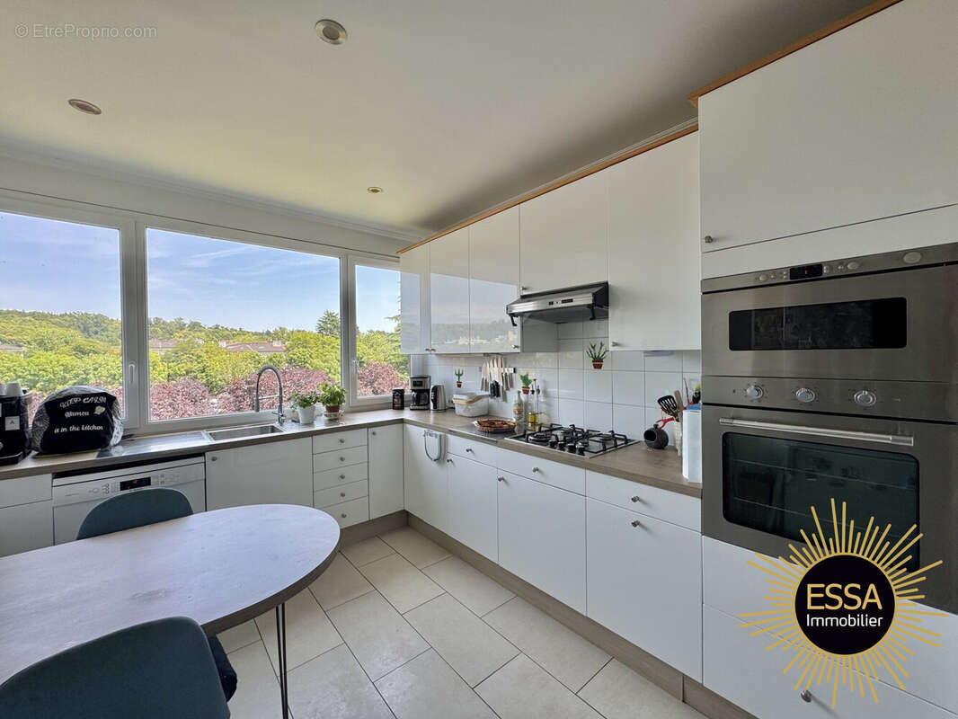 Appartement à NOISY-LE-ROI