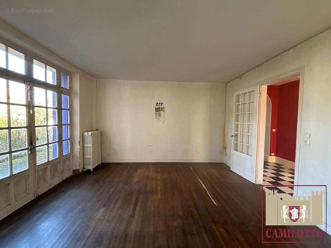 Maison à NOGENT-LE-ROI