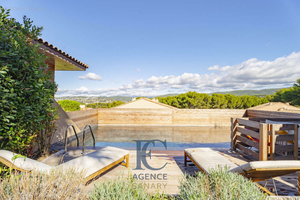 Maison à SANARY-SUR-MER