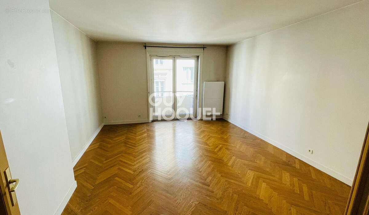 Appartement à LYON-6E