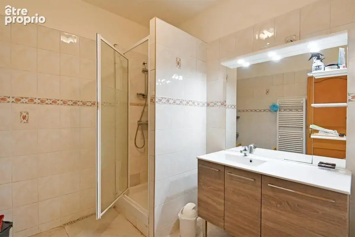 Maison de 11 pièces d'environ 130 m² à Nîmes avec piscine - photo 12