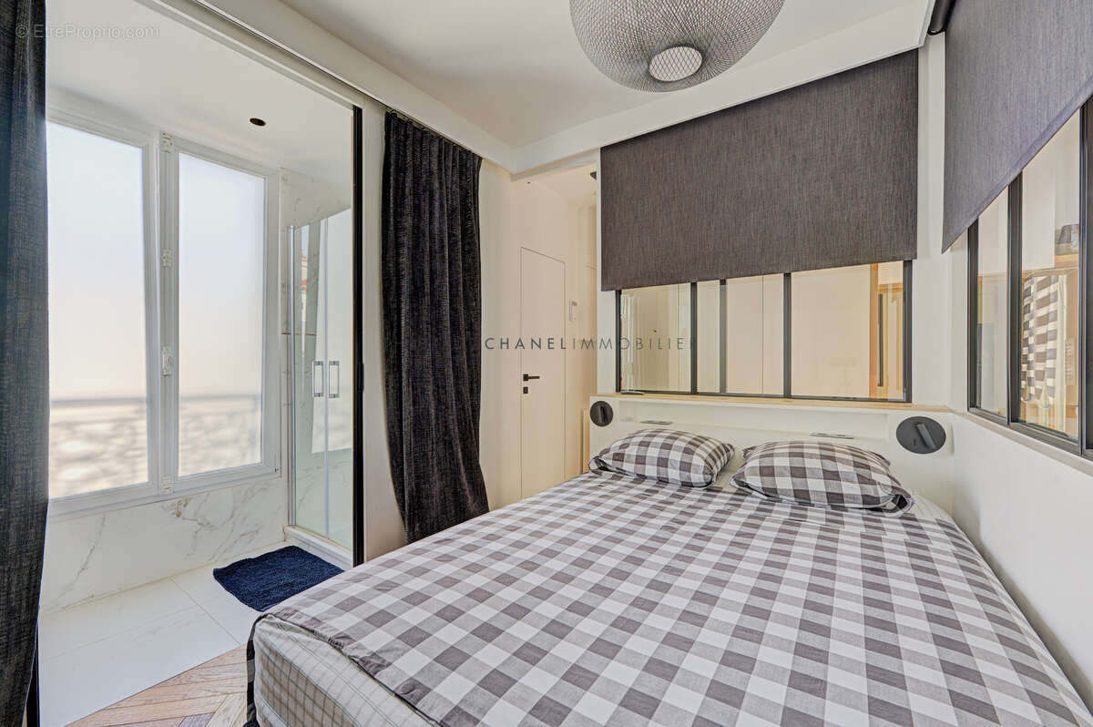 Appartement à PARIS-3E