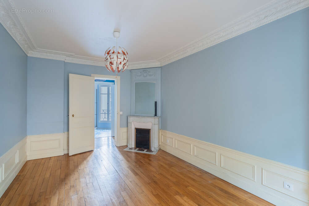 Appartement Paris 3 pièce(s) 71 m2 - photo 5