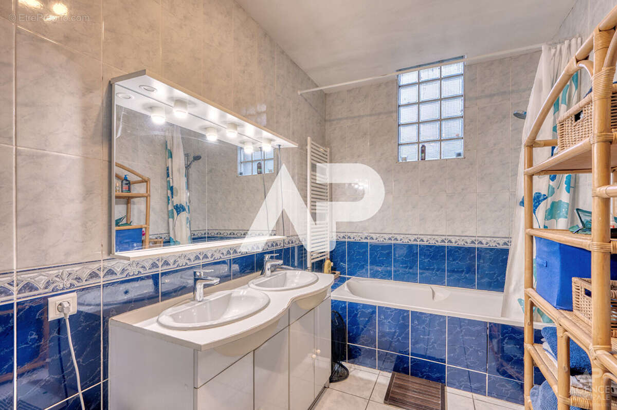 Maison à RUEIL-MALMAISON