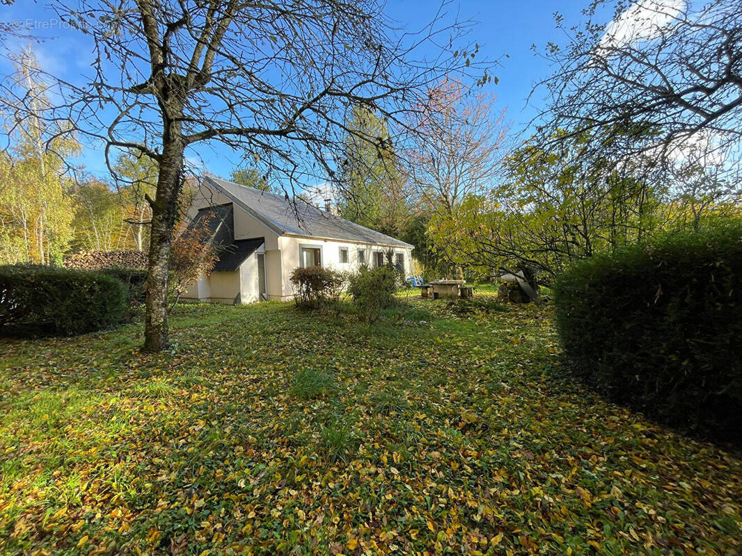 Maison à FLEURY-SUR-LOIRE