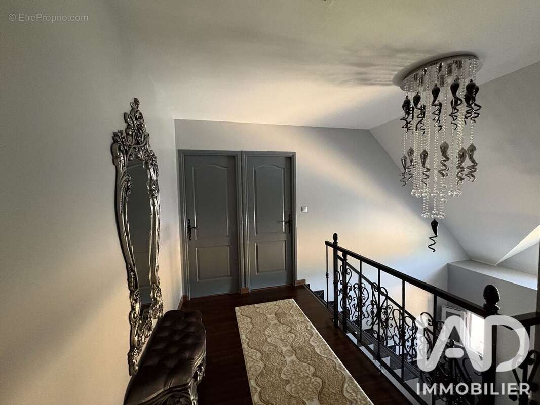 Photo 9 - Maison à SAINT-FARGEAU-PONTHIERRY