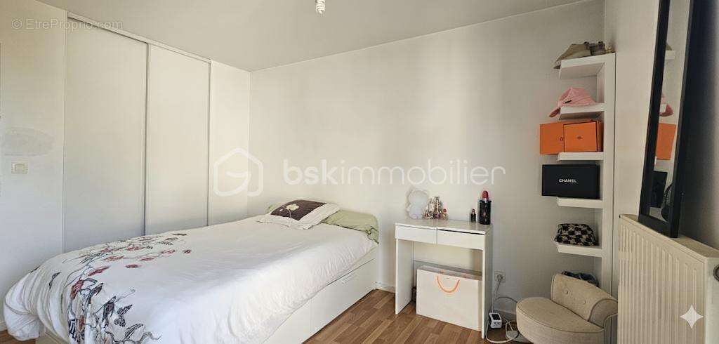 Appartement à FONTAINE