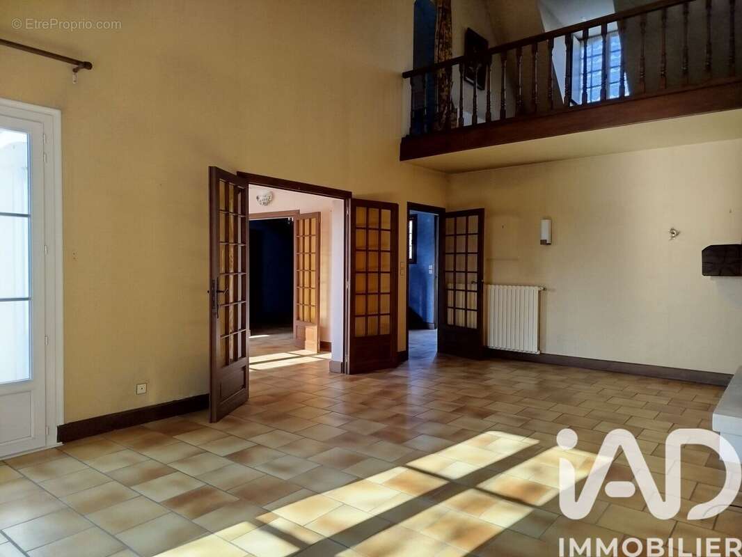 Photo 8 - Maison à CHINON