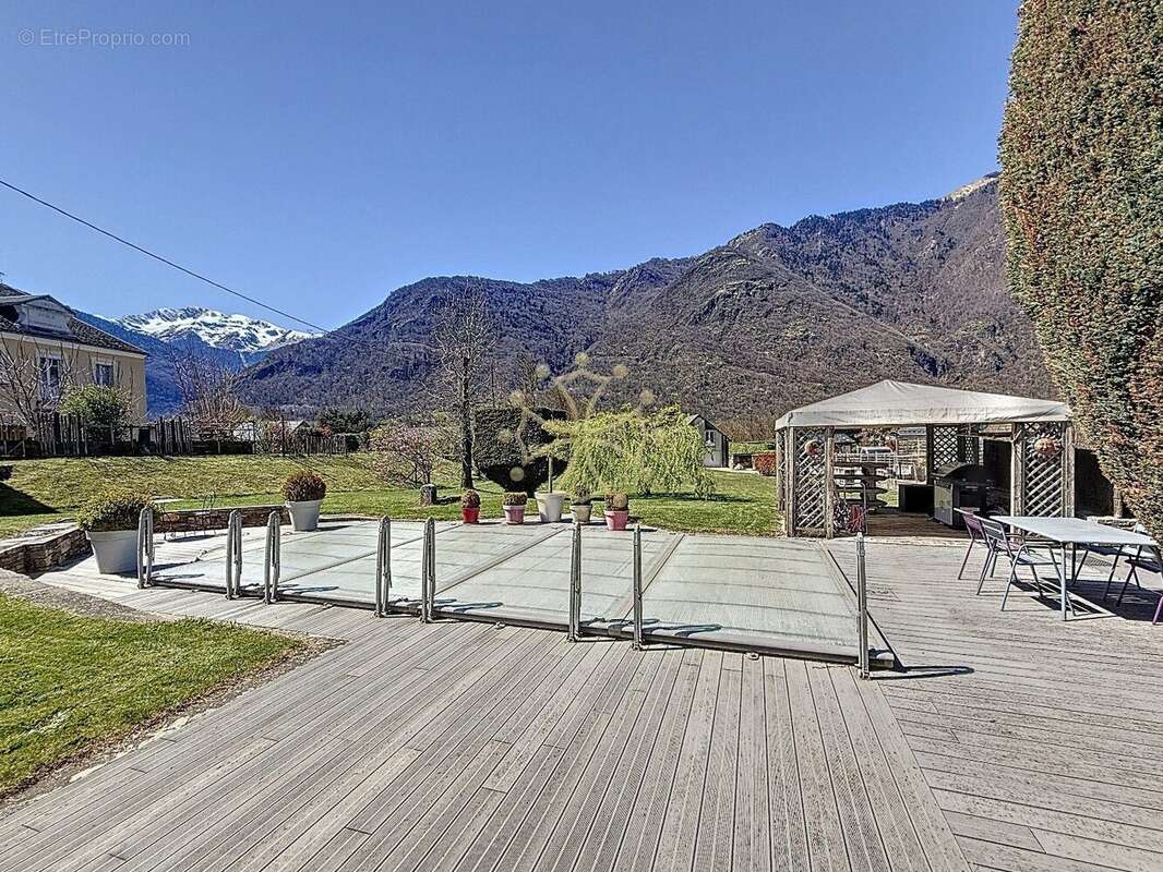 Maison à JUZET-DE-LUCHON