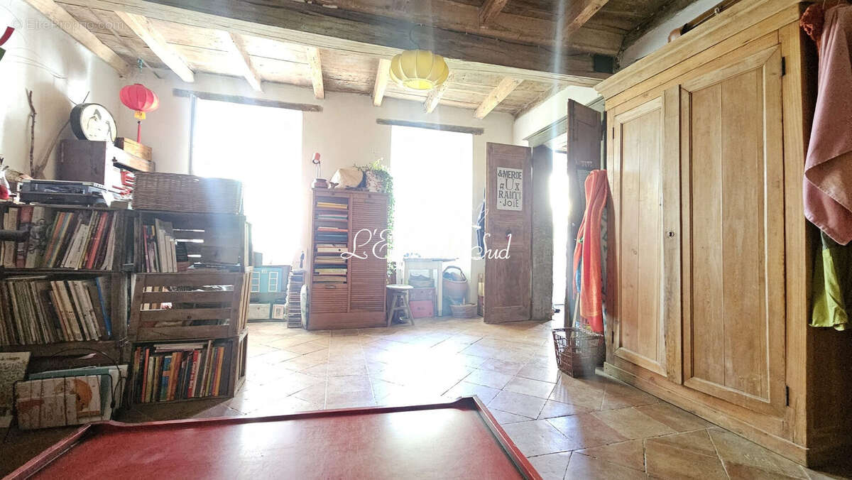 Maison 413 m² à Gaillac  - photo 8