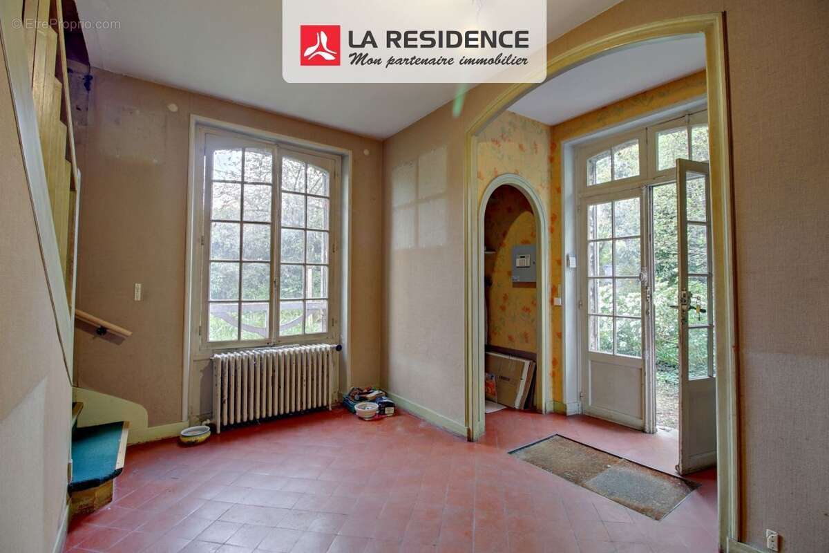 Maison à LES MUREAUX