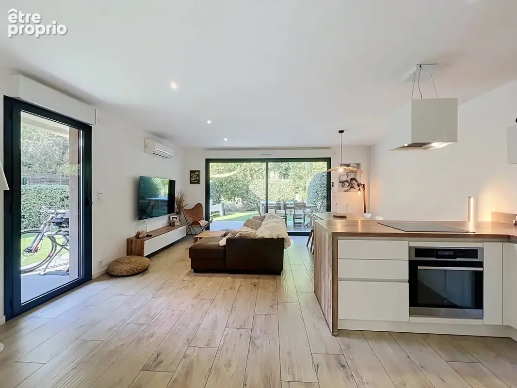 Villeneuve-Loubet – Maison contemporaine 4 chambres, jardin et plages à proximité - photo 3