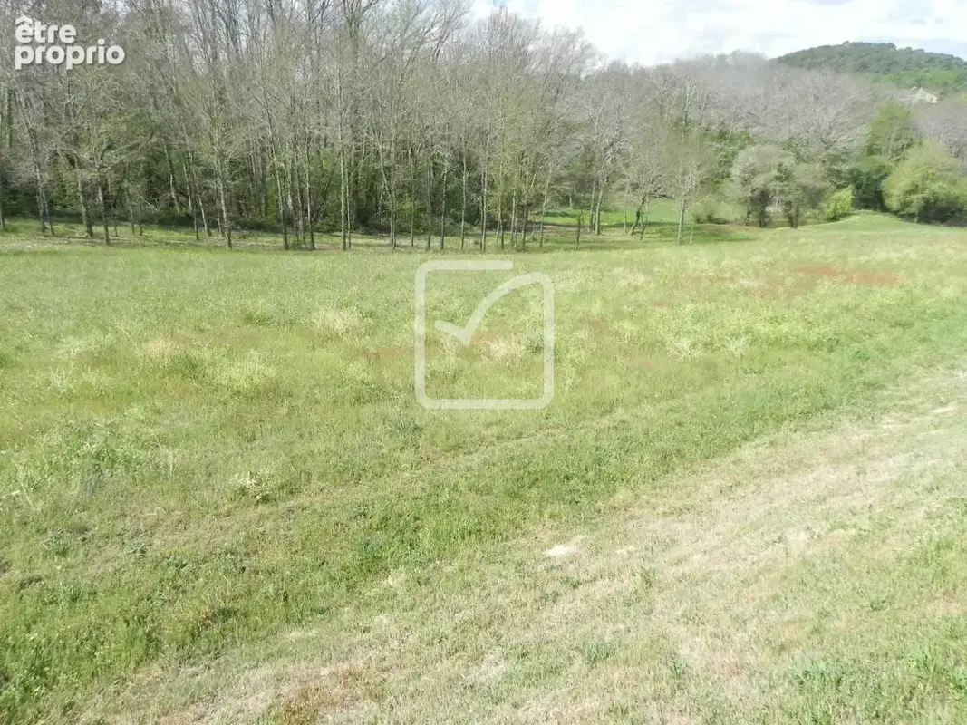 Terrain  a batir de 4395m2  pour le projet d une maison d habitation  a proximite de gourdon - photo 4