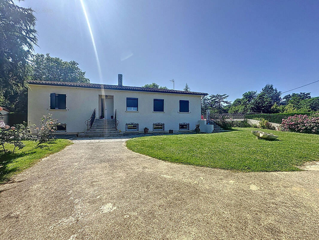 Maison à MIRANDE