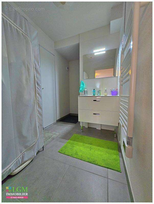Appartement à LATTES