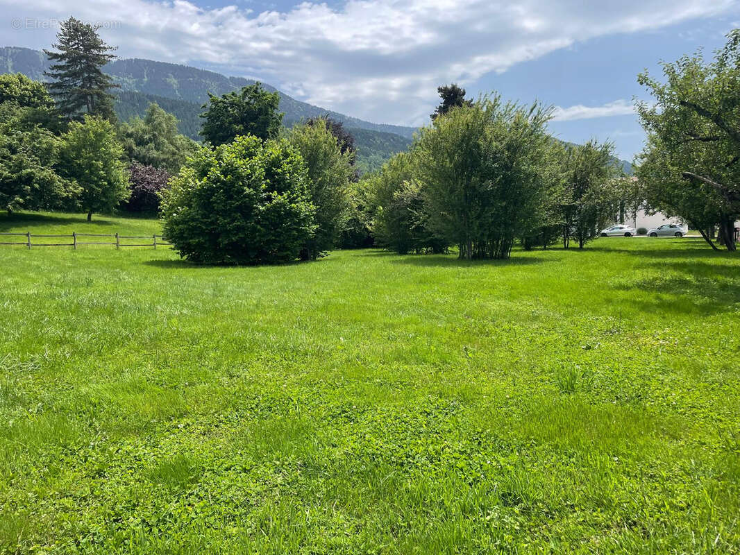 Terrain à SAINT-MARTIN-D&#039;URIAGE