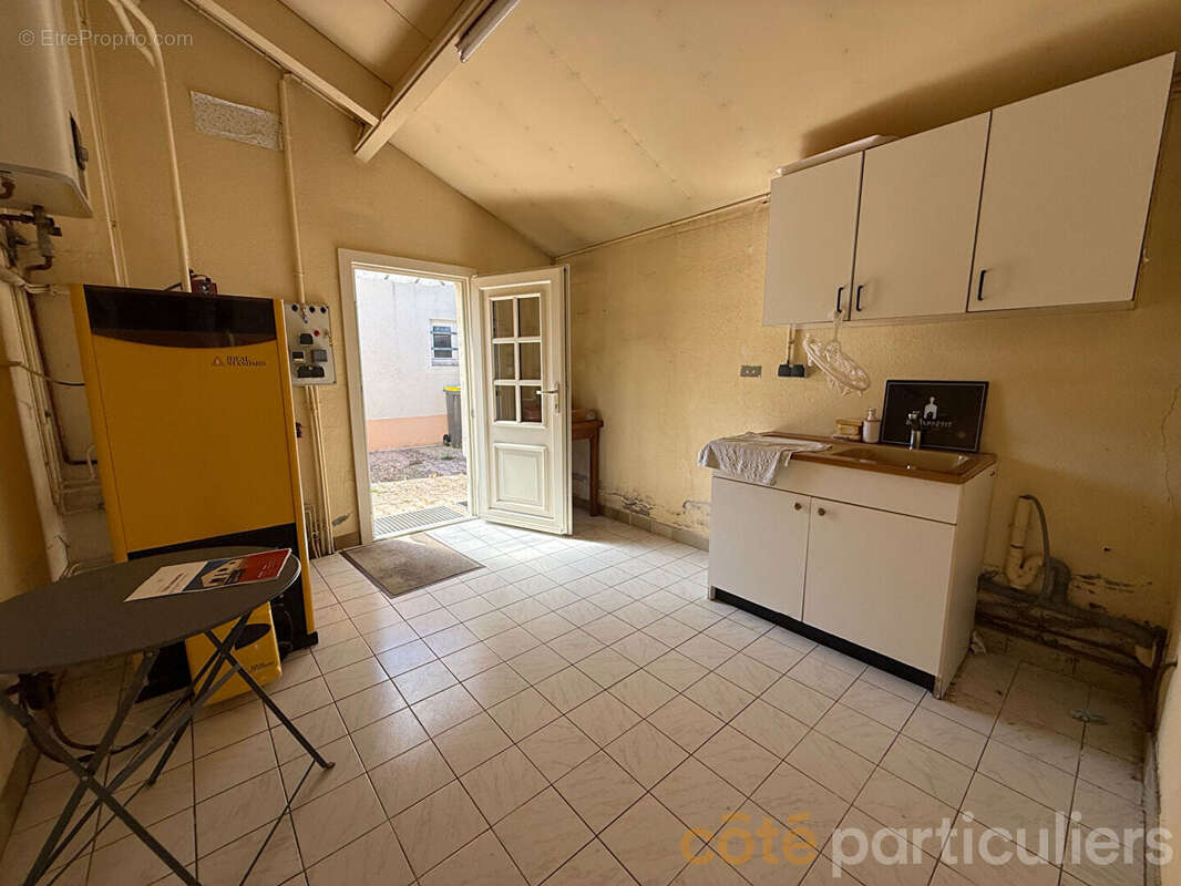 Pavillon de plain-pied avec grand garage - photo 5