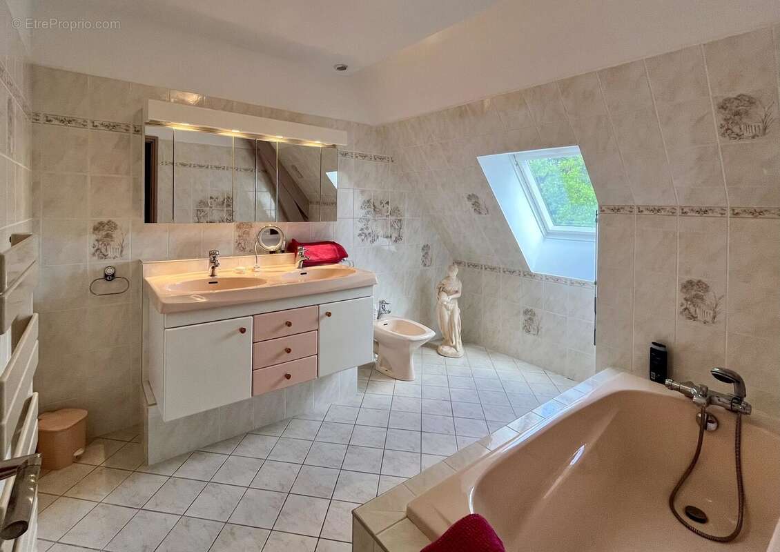 Belle maison périgourdine avec vue dégagée, grand jardin et prestations de qualité! - photo 15