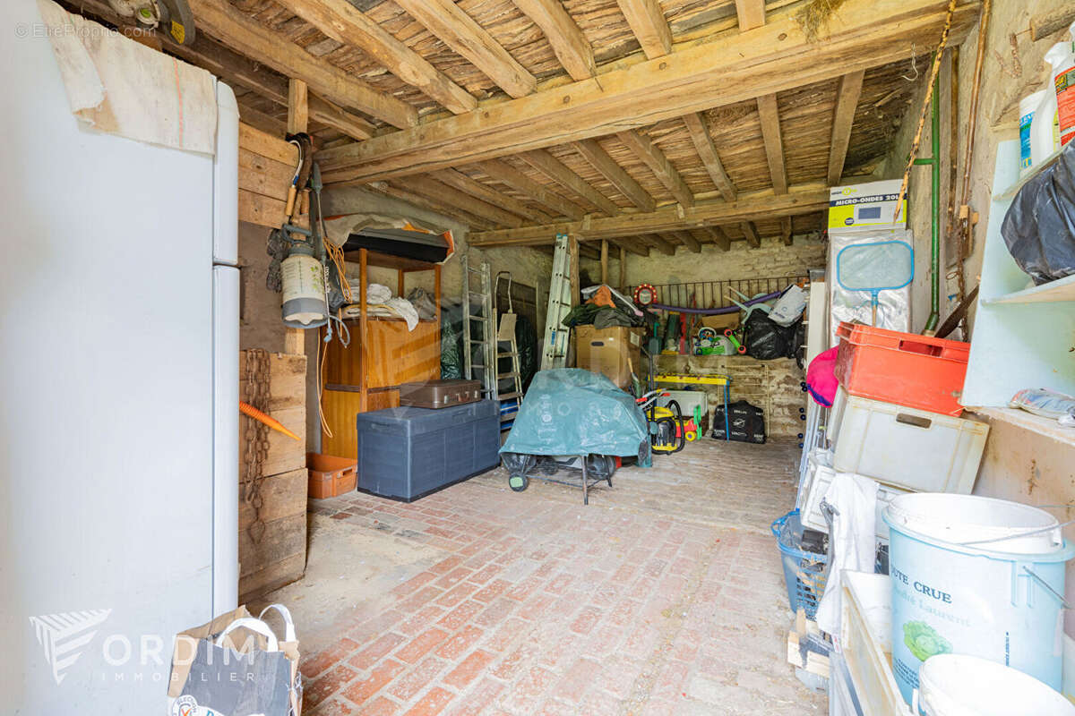 Maison à SOUGERES-EN-PUISAYE