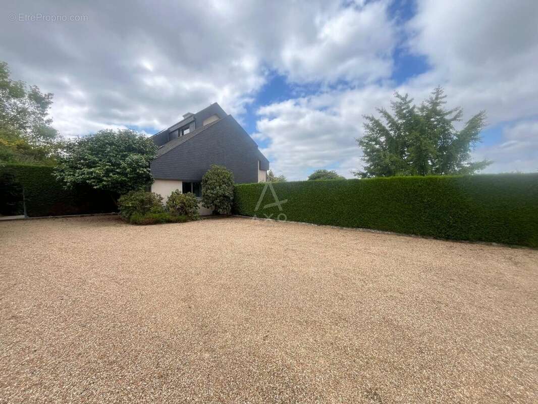 Maison 208 m² à Montours  - photo 20