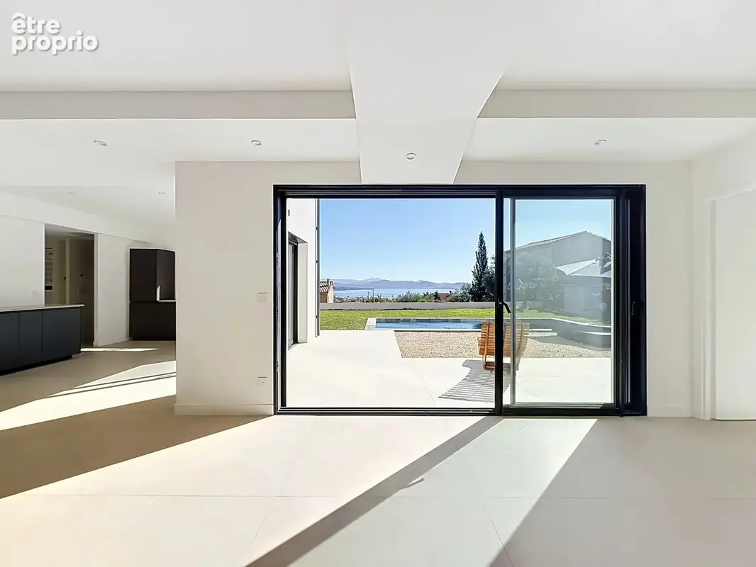 Maison 6 pièces 183 m² à vendre à La Ciotat (13600) - photo 8