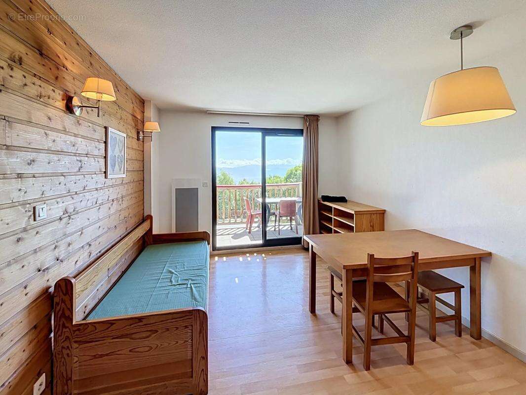 Appartement à FONT-ROMEU-ODEILLO-VIA