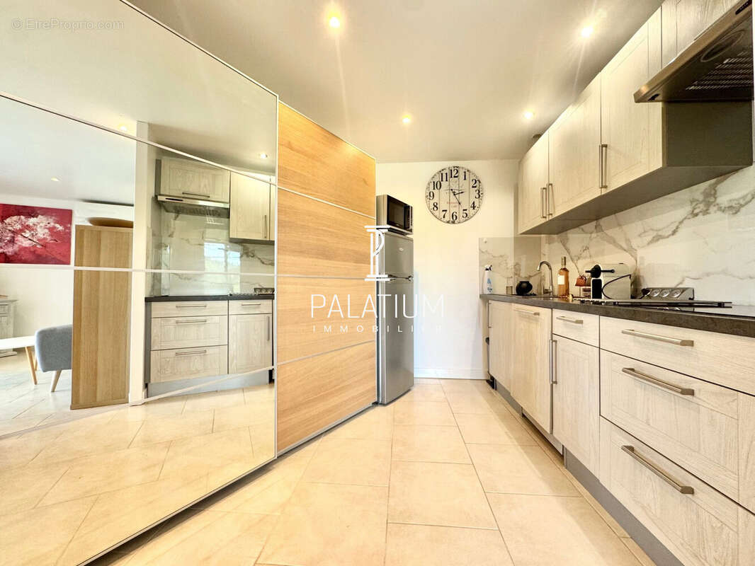 Appartement à GREOUX-LES-BAINS