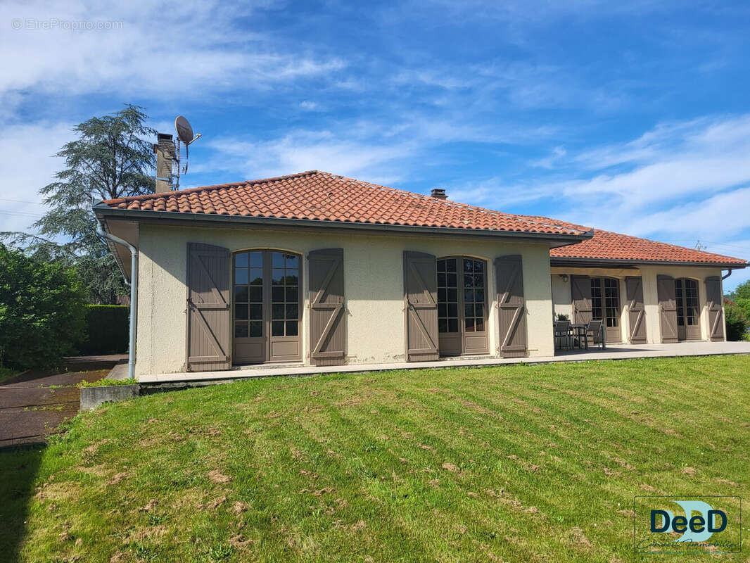 Maison à SAINT-LAURENT-DE-NESTE