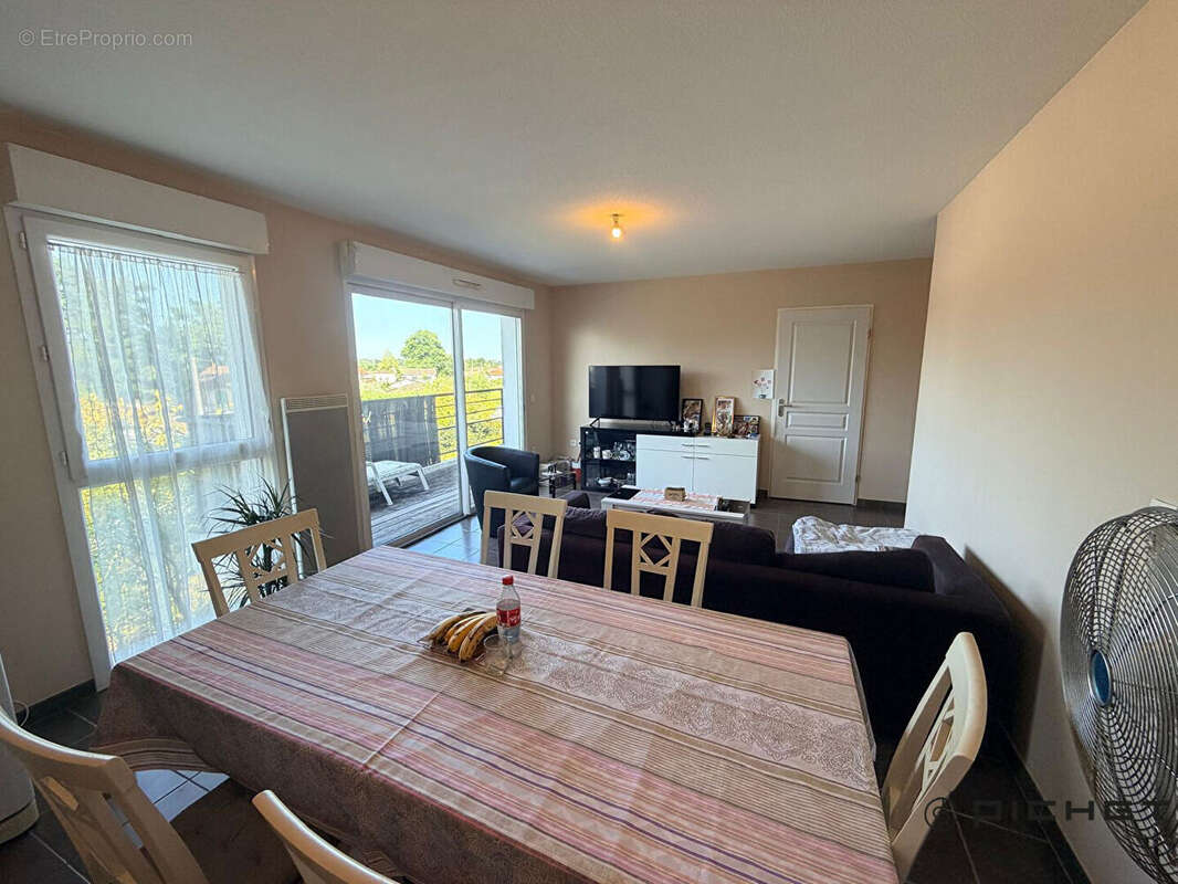 Appartement Le Haillan 2 pièce(s) 49.5 m2 avec grand balcon et parking couvert - photo 10