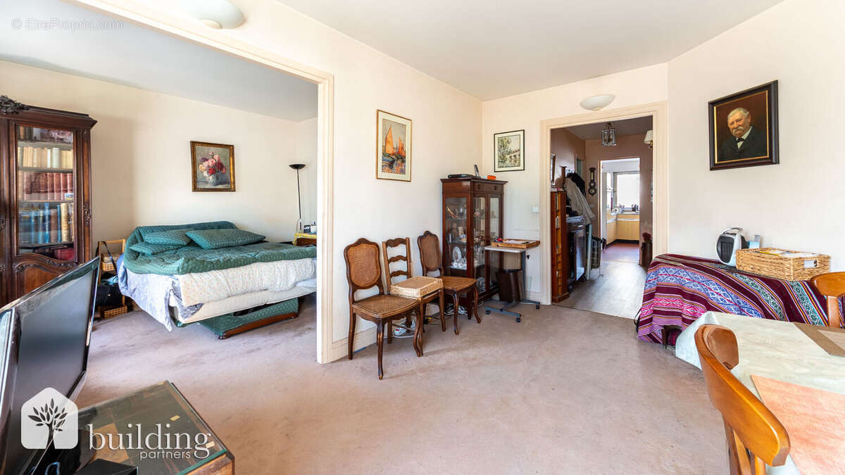 Appartement à LEVALLOIS-PERRET