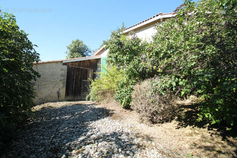 Maison à vendre 4 pièces CASTELNAU SUR GUPIE (47) - photo 3