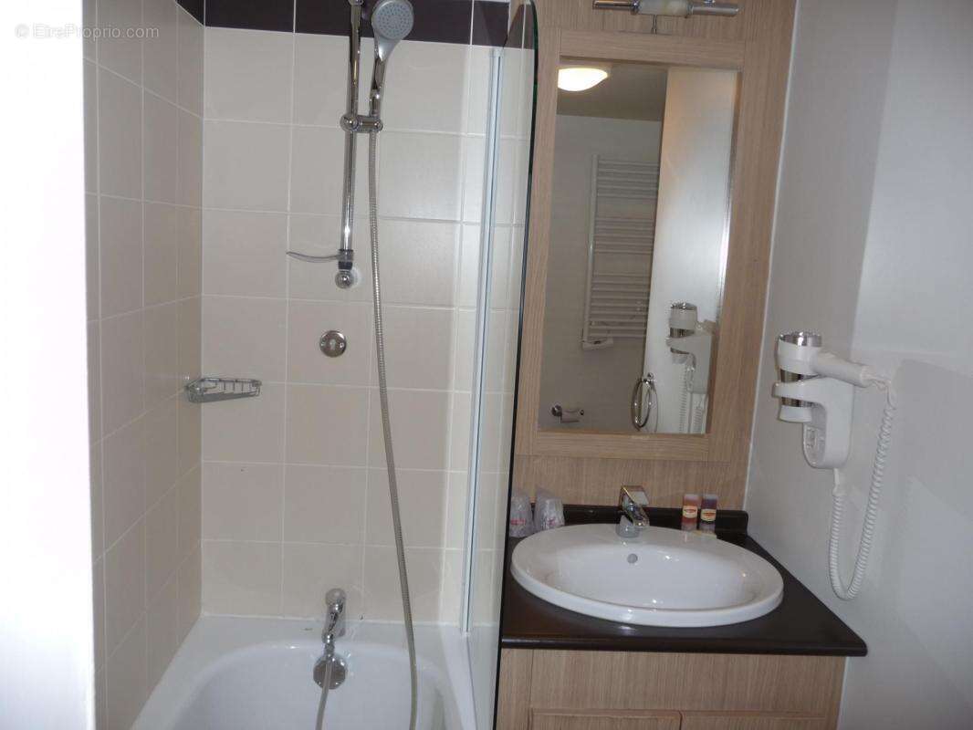Vente studio - résidence de tourisme RESIDE ETUDES APPARTHOTELS à Carrières-sur-Seine - photo 6