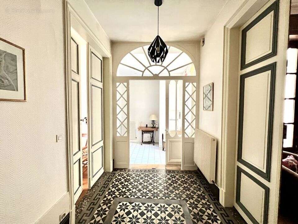 Maison à ROCHEFORT