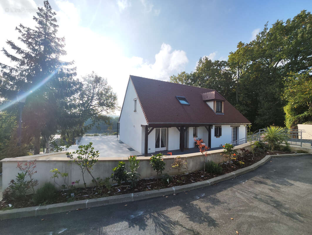 Maison à BOISSETTES