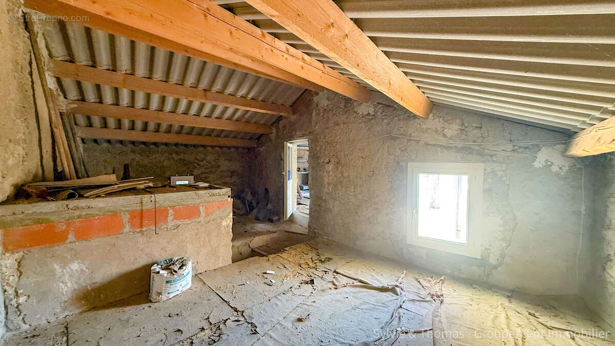 Maison à PIOLENC